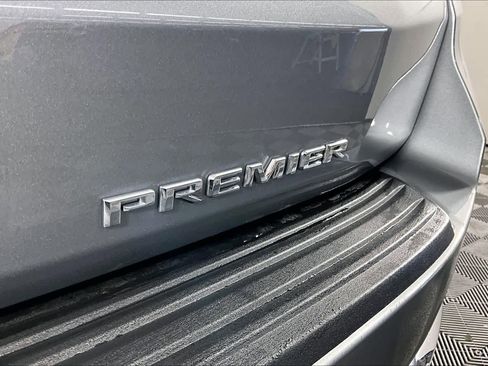 Used 2025 Chevrolet Tahoe Premier w/ Sun And Tow Package AWD/4WD image 10