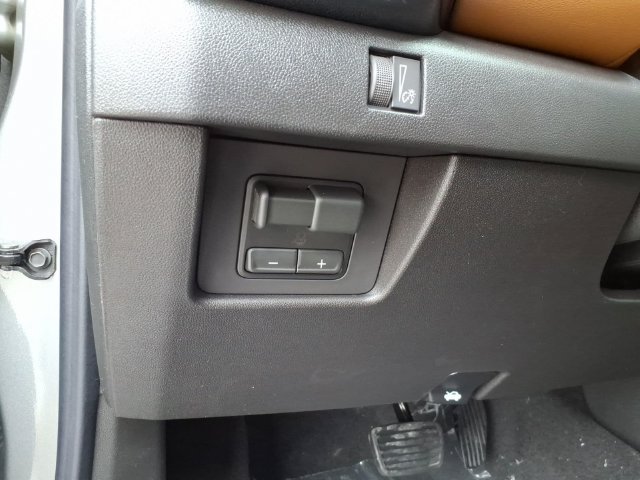 New 2026 GMC Canyon AT4 w/ Technology Plus Package AWD/4WD image 30
