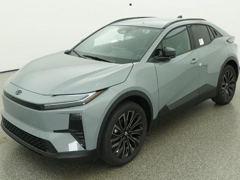New 2026 Toyota C-HR AWD/4WD image 17
