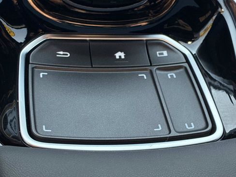 Used 2025 Acura RDX SH-AWD image 32