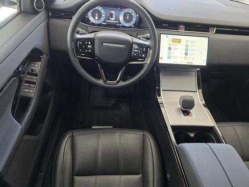 Used 2024 Land Rover Range Rover Evoque S AWD/4WD image 12