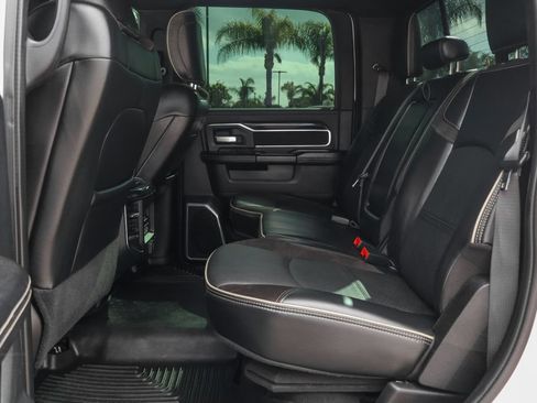 Used 2020 RAM 2500 Laramie w/ Night Edition AWD/4WD image 43