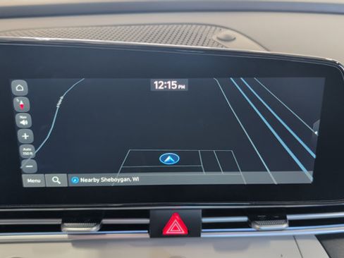 Certified 2025 Hyundai Elantra Limited FWD image 32