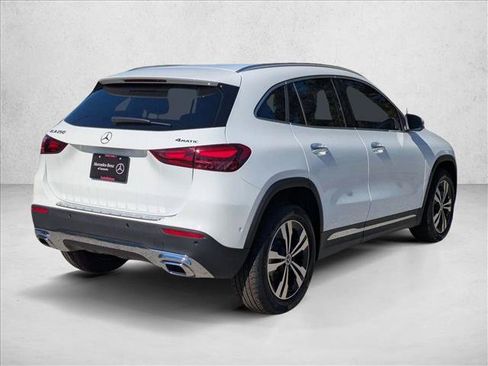 Used 2026 Mercedes-Benz GLA 250 4MATIC image 2