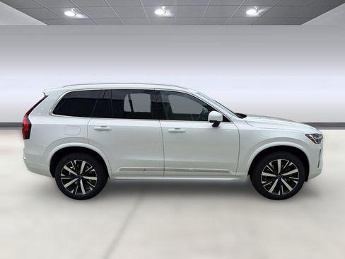 New 2026 Volvo XC90 B5 Core AWD/4WD image 8