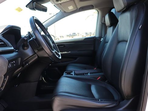Used 2022 Honda Odyssey EX-L image 11