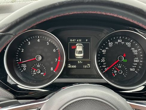Used 2018 Volkswagen Jetta GLI FWD image 24