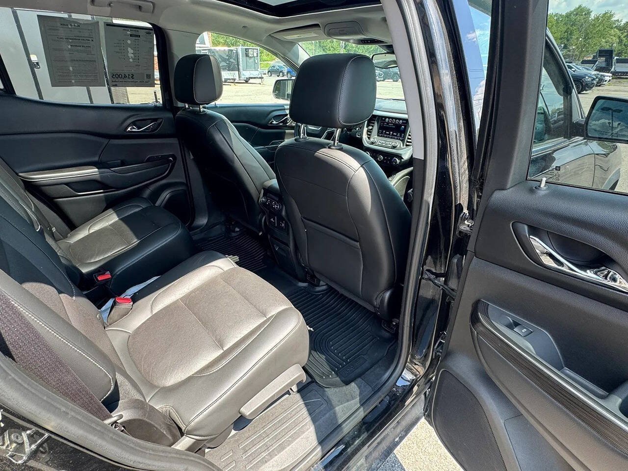 Used 2018 GMC Acadia SLT AWD/4WD image 17