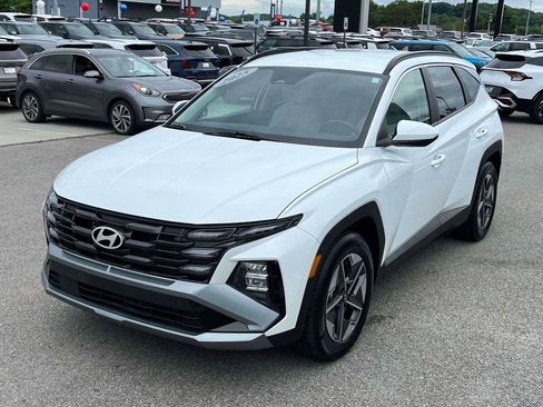Used 2025 Hyundai Tucson SEL FWD image 32