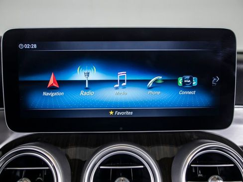 Used 2021 Mercedes-Benz C 300 Cabriolet w/ AMG Line image 32