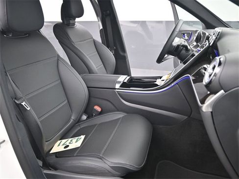 New 2026 Mercedes-Benz GLC 300 image 24