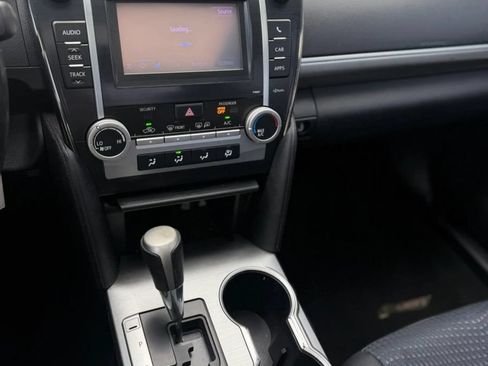 Used 2012 Toyota Camry SE FWD image 24