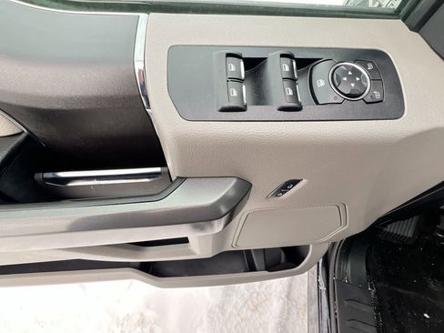 Used 2017 Ford F150 XLT w/ Equipment Group 301A Mid image 13