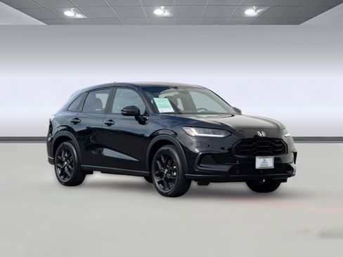 Certified 2023 Honda HR-V Sport image 6