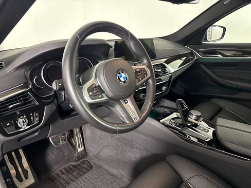 Used 2018 BMW 540i xDrive AWD/4WD image 4