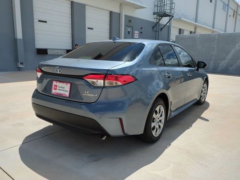 Used 2024 Toyota Corolla LE FWD image 6