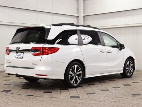 Used 2024 Honda Odyssey Touring image 8