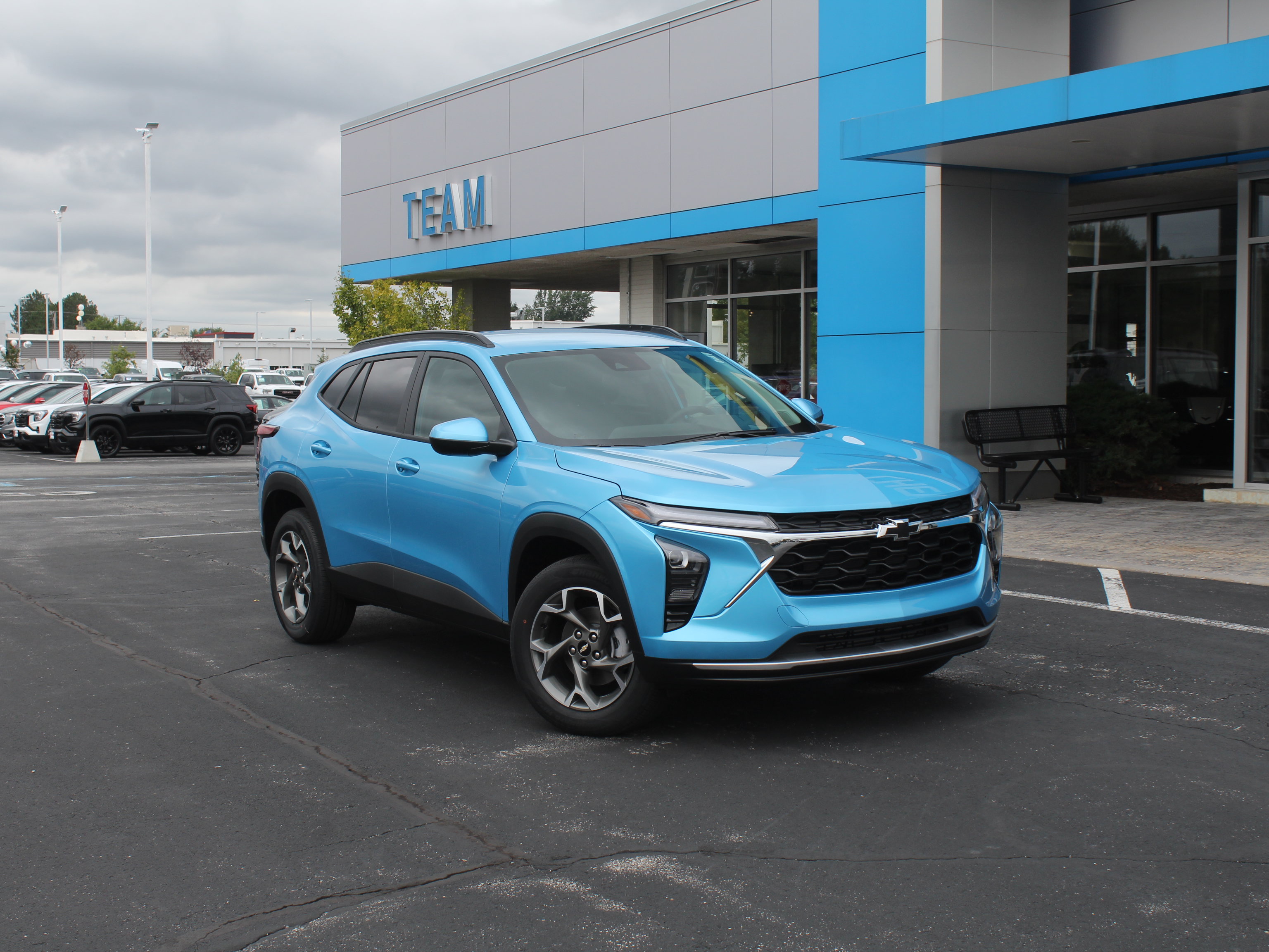New 2026 Chevrolet Trax LT w/ LT Convenience Package FWD image 17