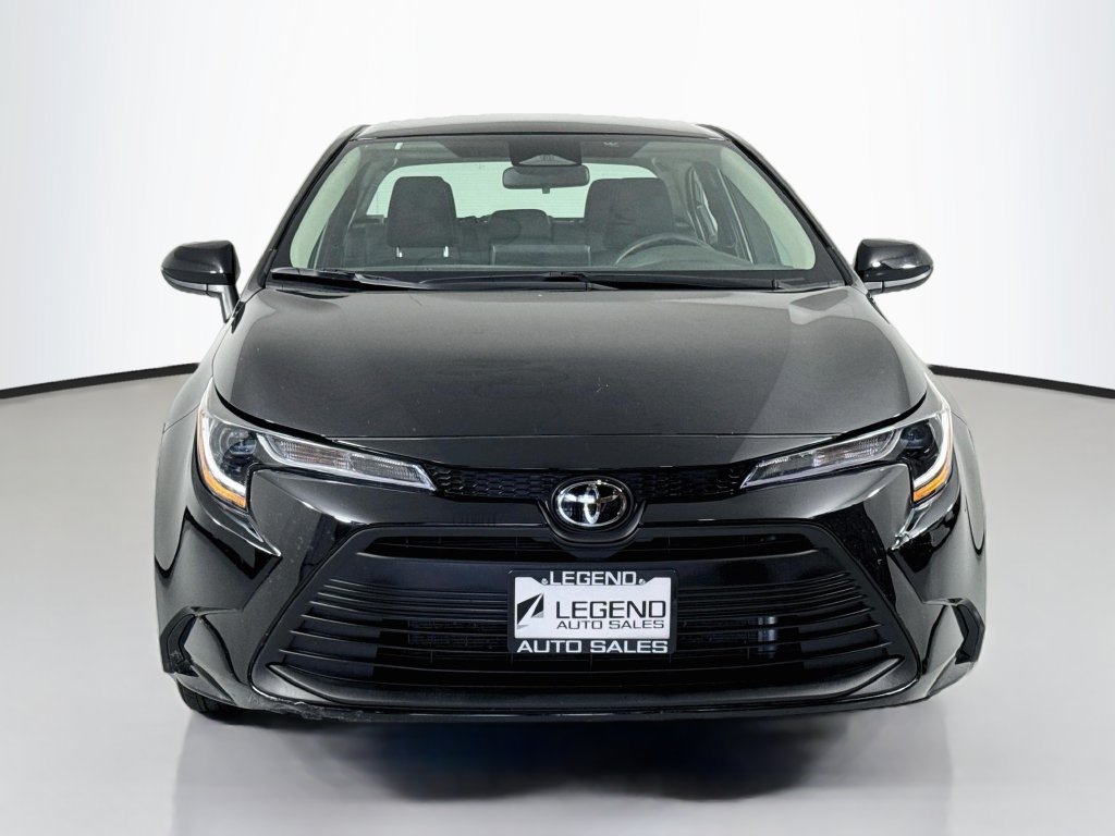 Used 2026 Toyota Corolla LE FWD image 3