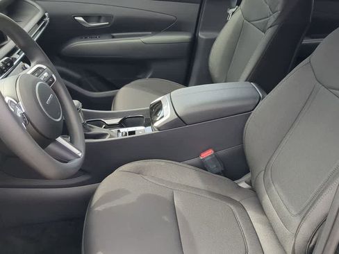 New 2026 Hyundai Tucson SE image 17