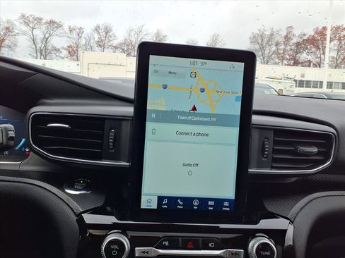 Used 2021 Ford Explorer ST w/ Equipment Group 401A image 18