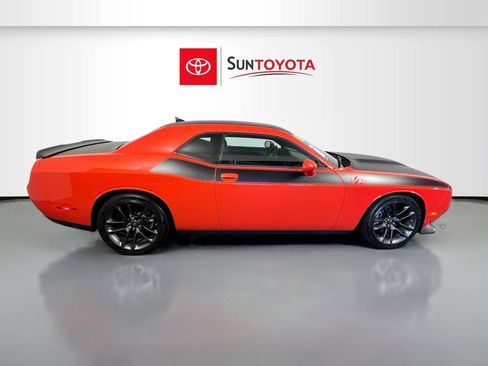 Used 2023 Dodge Challenger R/T w/ T/A Package image 2