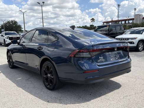 Used 2025 Honda Accord SE image 6