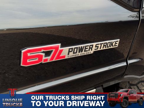 Used 2025 Ford F350 Platinum image 11