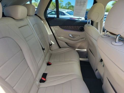 Used 2020 Mercedes-Benz GLC 300 image 10