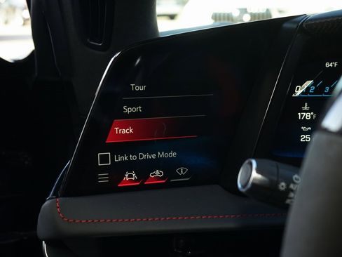 Used 2026 Chevrolet Corvette ZR1 w/ ZR1 Carbon Fiber Aero Package image 37