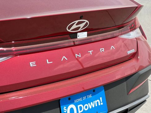 New 2025 Hyundai Elantra Blue image 26