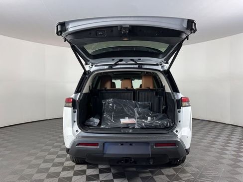 New 2026 Nissan Pathfinder Platinum w/ Cargo Package image 49