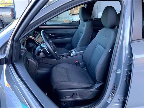 Used 2023 Hyundai Santa Cruz SEL Premium image 8