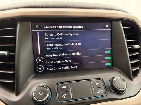 Used 2021 GMC Acadia Denali w/ Denali Technology Package AWD/4WD image 19