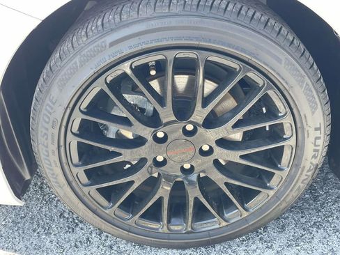 Used 2025 Toyota Camry LE image 7