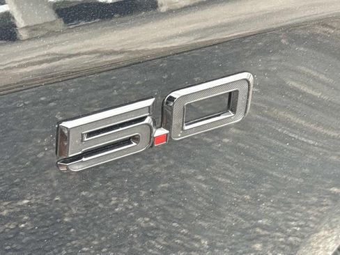 Used 2025 Ford Mustang GT Premium image 8