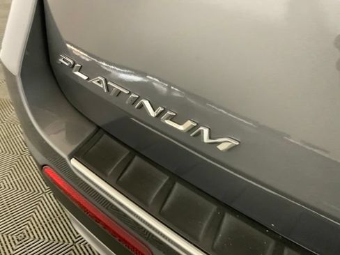 Used 2021 Ford Explorer Platinum w/ Equipment Group 601A AWD/4WD image 14