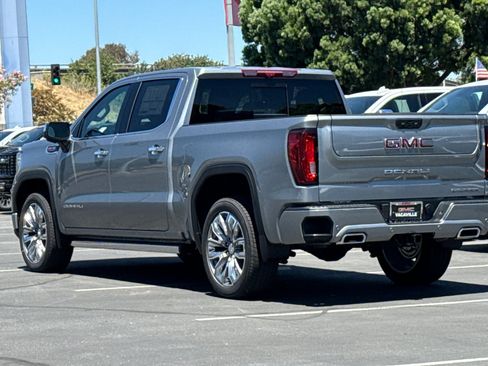 New 2026 GMC Sierra 1500 Denali AWD/4WD image 7