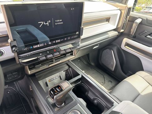 Used 2025 GMC Hummer EV 3X AWD/4WD image 24