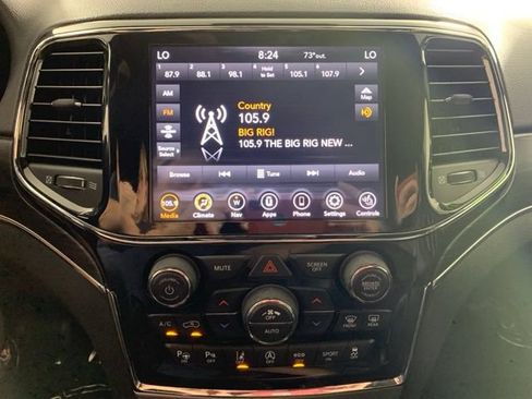 Used 2021 Jeep Grand Cherokee Limited AWD/4WD image 5