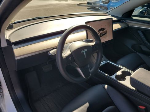 Used 2023 Tesla Model 3 Standard Range image 21
