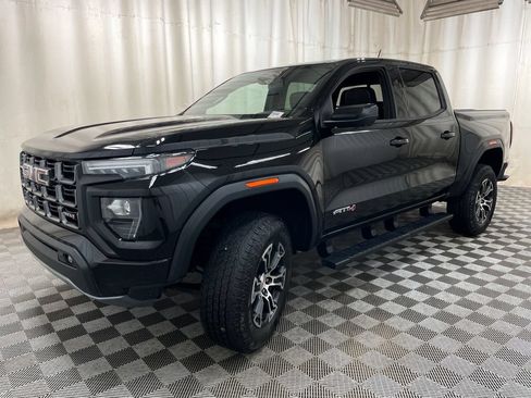 Certified 2024 GMC Canyon AT4 w/ Technology Package AWD/4WD image 16