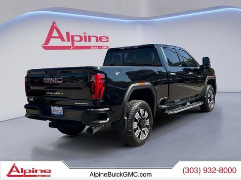 Used 2024 GMC Sierra 2500 Denali w/ Denali Reserve Package AWD/4WD image 5