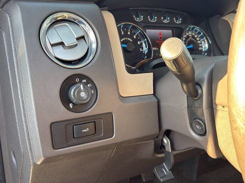 Used 2014 Ford F150 XLT w/ XLT Chrome Package RWD image 17
