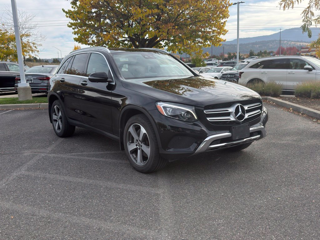 Used 2019 Mercedes-Benz GLC 300 4MATIC image 1