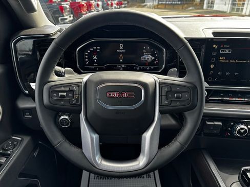 Used 2025 GMC Sierra 1500 SLT w/ SLT Premium Plus Package AWD/4WD image 21