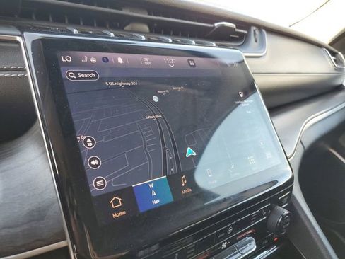 Used 2021 Jeep Grand Cherokee L Limited image 25