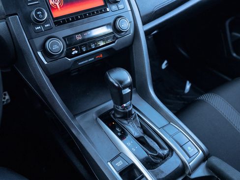 Used 2019 Honda Civic Sport image 14