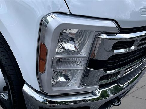 Used 2026 Ford F350 XLT AWD/4WD image 26