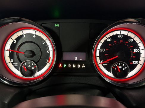Used 2017 Dodge Grand Caravan SXT FWD image 20